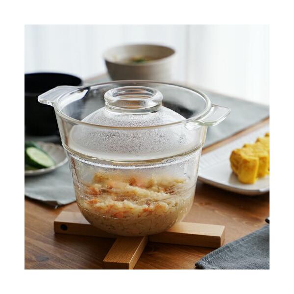 ※沖縄県への発送は別途送料が掛かります。※代引き支払いの場合は、別途代引き手数料が掛かります。耐熱ガラス製電子レンジ用炊飯器「中身が見える」電子レンジ用炊飯器オール耐熱ガラス製の電子レンジ炊飯器です。便利な水位線つきで一度炊きで炊飯できます...