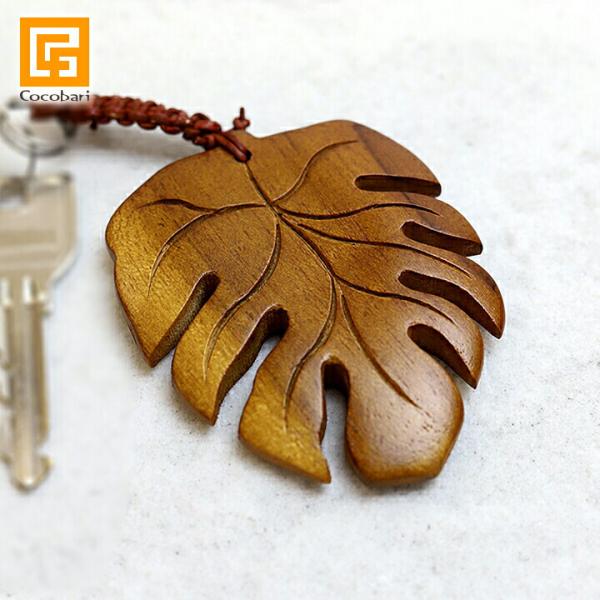 木製キーホルダー モンステラ  おしゃれ 大人 かわいい 鍵 ホテル キーホルダー  ハワイアン バリ雑貨  メール便対応可