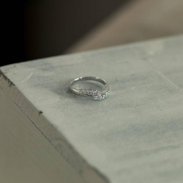 ダイヤモンド 誕生日 リング プラチナ900 ファッション ファッションリング 金属アレルギー 日本製 リング 誕生日 ギフト Kr6667 Pt ココカル