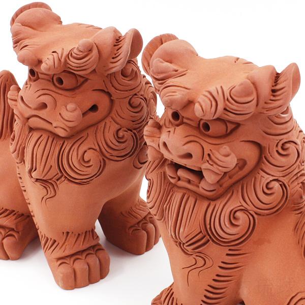 素焼き シーサー 立ち横向き（中） 魔除け シーサー 置物 玄関 沖縄お土産 （中立） 341沖縄通販 ここち琉球 通販 Yahoo!ショッピング
