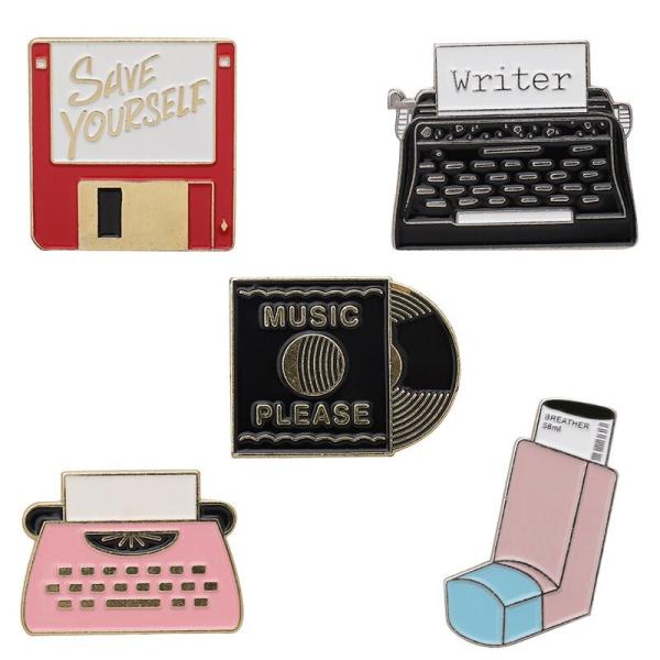 ピンバッジ フロッピーディスク、レコード、タイプライター、吸引器、アンティーク モチーフ メンズ レディース ブローチ  バッジ アクセサリー