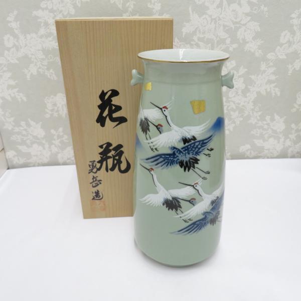 ■商品名九谷焼 骨董・民芸品 九谷勇岳 鶴 花入  花生 花瓶 花器 金彩 共箱有■商品コードki7080AB■商品情報アイテム: 骨董・民芸品ブランド : 九谷焼約9.2cm x 9.2cm x 24.5cm<br>[ 保証期...
