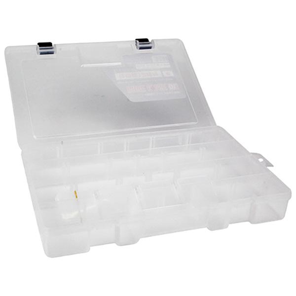 耐衝撃性に優れ、中身の取り出しやすいR加工採用ケースです。【用途】パーツ等小物類の収納。【機能】小物類もスッキリ小分け収納でき、取り出しがしやすいケースです。中身が見易いクリアータイプです。【仕様】●外寸：330×221×50mm。●色：ク...