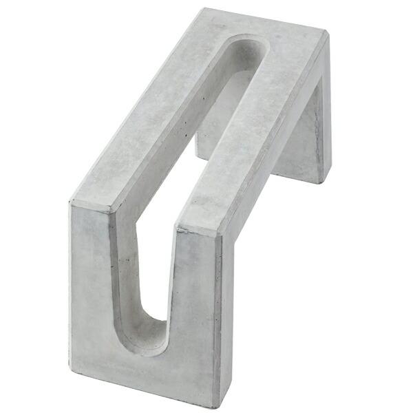 柴田コンクリート:典型 自転車止め 片面用 7001(メーカー直送品)(地域制限有) 自転車 車輪止 駐輪 駐車 コンクリート 玄関前 店前 庭