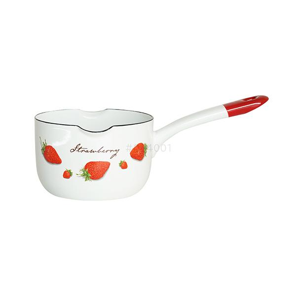 ハンドルまでホーロー製なので、そのままオーブンでの使用が可能です。注ぎ口が両側にあり、フック穴も付いていて便利です。ホーローは、表面がガラス質の為化学反応を起こしにくい素材なので離乳食作りなどに最適です。●サイズ（約）：幅25.5×奥行13...