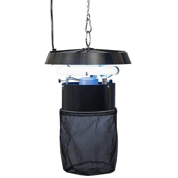 誘虫ランプで誘引された害虫等を、モーターファンによる負圧で補虫網に引き込み捕獲します。誘虫ランプの交換も、ネジ式連結により手軽に行えます。抗菌仕様の外装により、衛生的にご使用いただけます。有効面積60〜120平方メートル。□サイズ(mm)W...