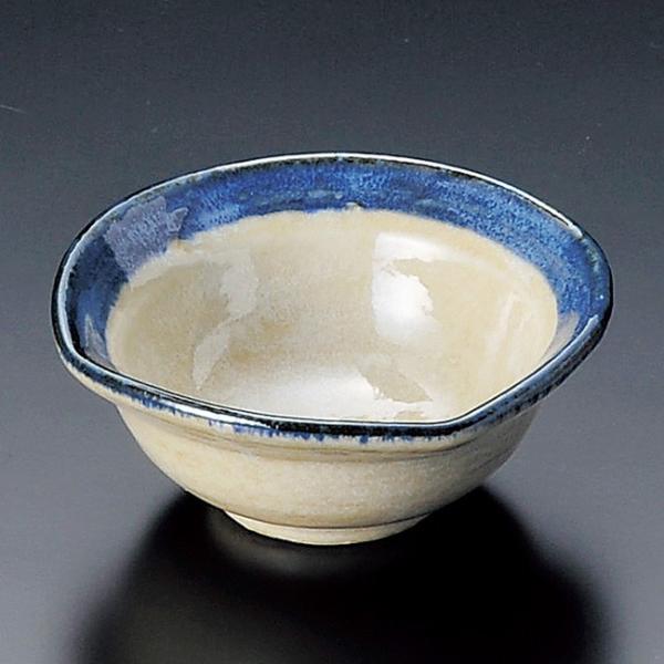 和食器 小さな 黄瀬戸ナデ角小鉢 9 4cm ボウル うつわ 陶器 カフェ おしゃれ おうち S0051623 小さな器のお店 ココットポット 通販 Yahoo ショッピング