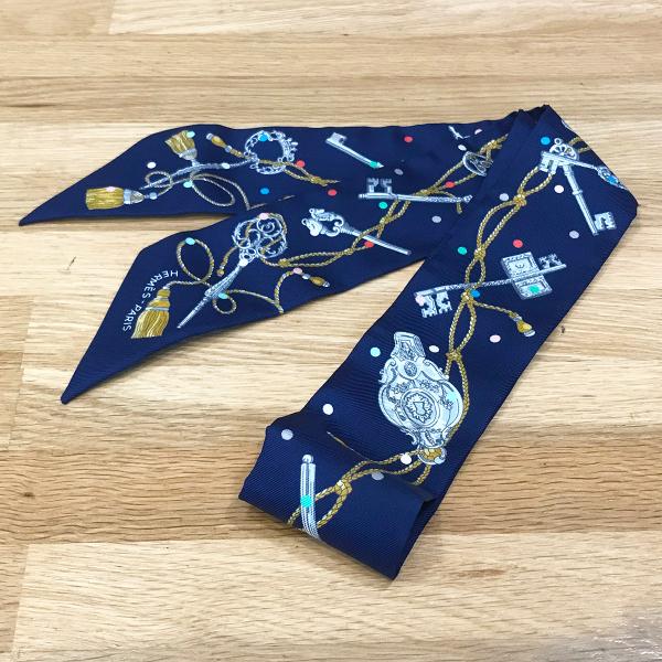 新品同様 エルメス ツイリー レクレアポア ネイビー スカーフ トゥイリー