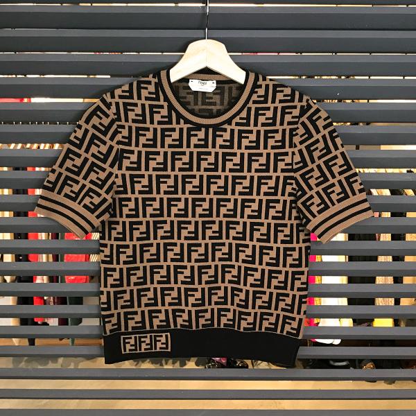 美品　FENDI ズッカ　ロゴ　シースルー 半袖　カーディガン FENDI（フェンディ） 【超美品】フェンディ ズッカ柄 半袖ニット FF