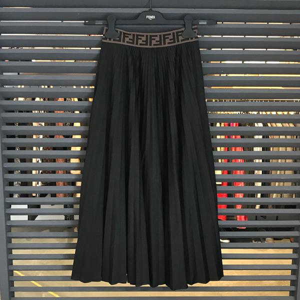 FENDI（フェンディ） 【新品同様】フェンディ FF柄ウエスト ロング
