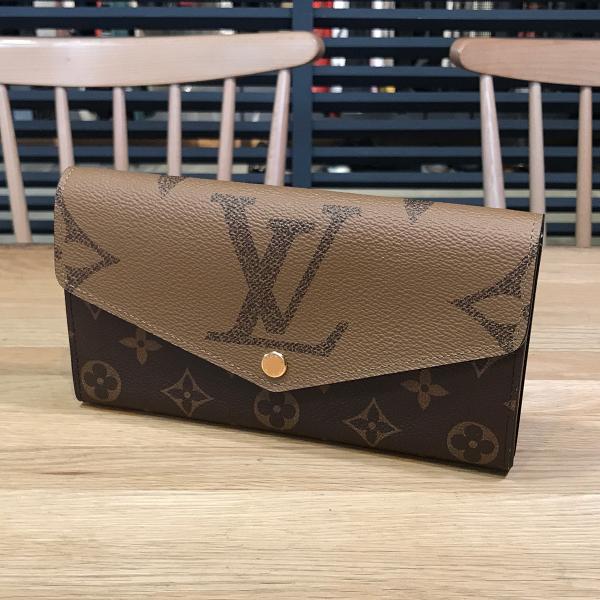 即日発送　ルイヴィトン　ポルトフォイユサラ　モノグラムジャイアントリバース　人気 LOUIS VUITTON（ルイ・ヴィトン） 【新品同様】ルイヴィトン
