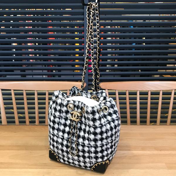【新品同様】 シャネル ココマーク ツイード リュックサック バックパック ブラック ホワイト マットゴールド金具 13617