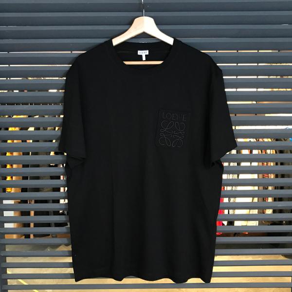 LOEWE ロエベ 正規品 アナグラムＴシャツ レギュラーフィット 希少ＸＬ 黒 LOEWE (ロエベ) アナグラム刺繍 ポケット クルーネック 半袖 Tシャツ