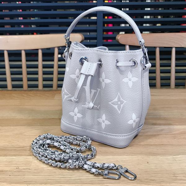 LOUIS VUITTON（ルイ・ヴィトン） 【新品同様】ルイヴィトン バイ