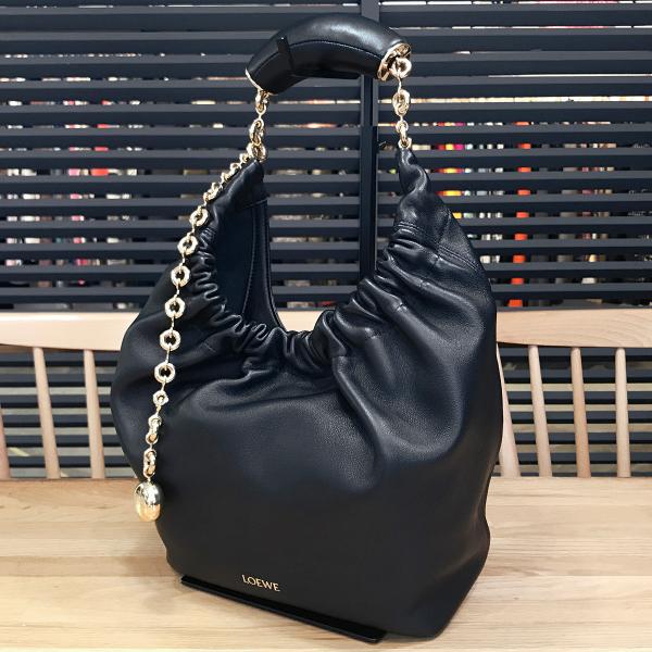 LOEWE（ロエベ） 【新品同様】ロエベ スクイーズバッグ スモール