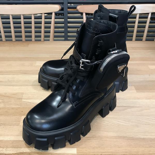 PRADA（プラダ） 【美品】プラダ モノリス コンバットブーツ レザー