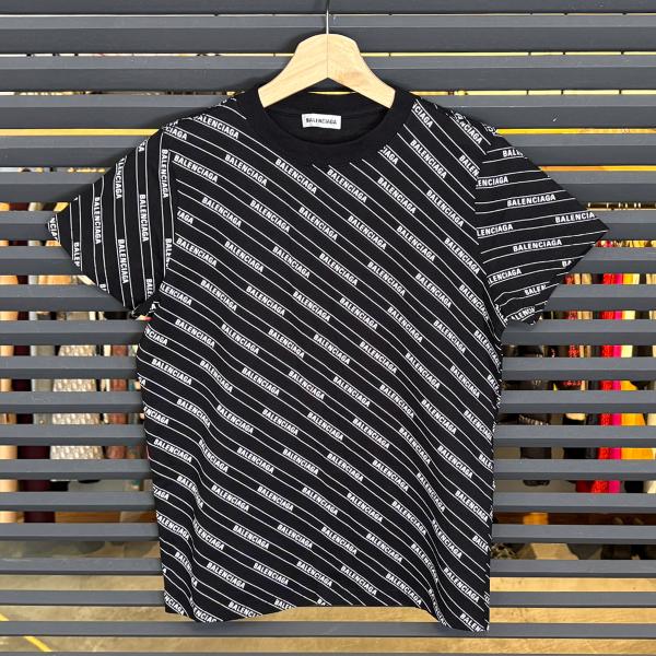 【超美品】バレンシアガ マルチロゴ 総柄 半袖Tシャツ ブラック Sサイズ 571213 黒 15776