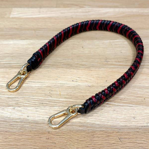 【新品同様】ロエベ アロー ショートストラップ クラシックカーフ ブラック レッド ブラウン C073KR9X01 15849