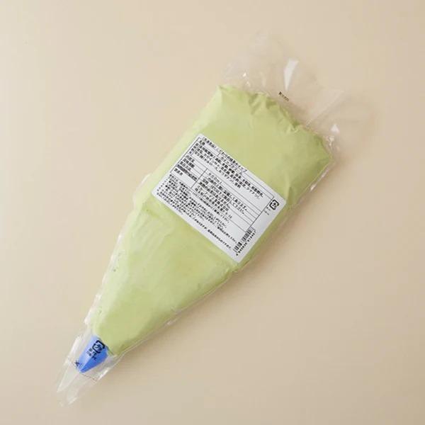 【地域限定送料無料】(※北海道・沖縄・一部離島等除く) 業務用食品宇治抹茶のみを使用し、抹茶の渋みを再現した和風のホイップクリームです。海外からの旅行客に向けて和風のデザートメニューにおすすめです。＜アレルゲン＞乳成分解凍方法：冷蔵庫内（3...