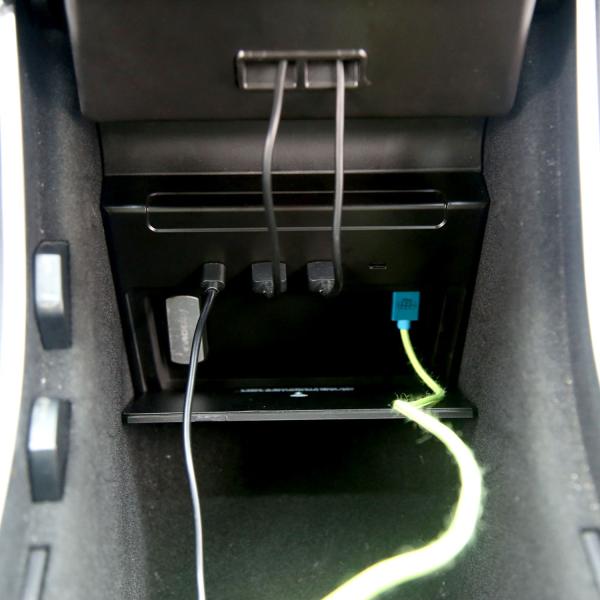 Usb 2ポート ハブ みんな探してる人気モノ Usb 2ポート ハブ 車 バイク