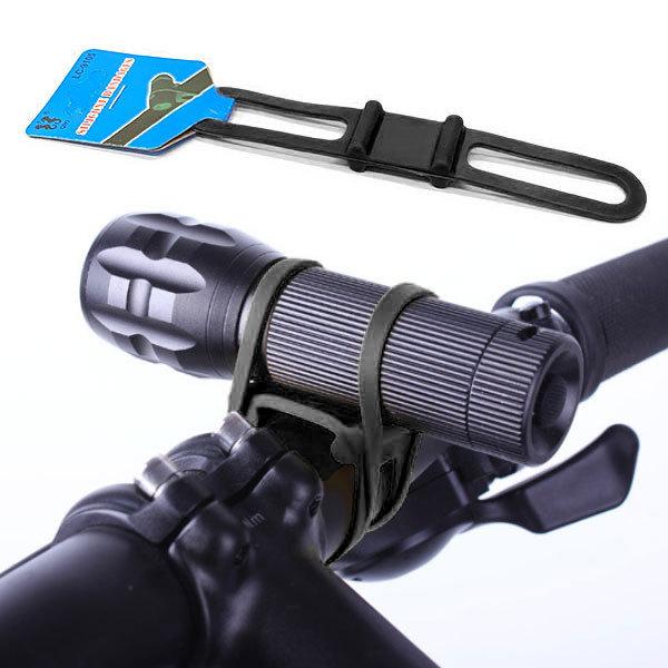 素材：シリコンサイズ:約140×23(mm)同色2個セット自転車用ホルダー シリコン 自転車 ライトホルダー 固定 ゴムバンドホルダー高弾性があり、様々な小物を取り付け可能!巻きつけるだけでお好みのライトやスマートフォンなどを自転車のハンド...