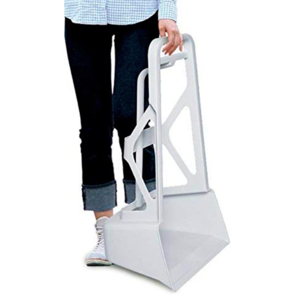 サイズ/約幅36×奥行33×高さ70cm内容量/1個材質/ポリプロピレン生産国/日本製●立ったまま使えて、腰の負担を軽減できる便利なちりとりです。●70cm/62cmの2つの高さから選べる持ち手位置で、かがまずに使えるトールサイズです。●ゴ...