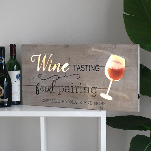 Ɩ EFJ{[h LED TC{[h ؐ C i bZ[W{[h A[g{[h CeA j