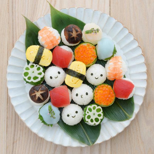 おにぎり型 お弁当グッズ 海苔パンチ 手まりこむすびmini 2 おむすび型 オニギリ型 まんまるおにぎり お弁当グッズのカラフルボックス 通販 Yahoo ショッピング