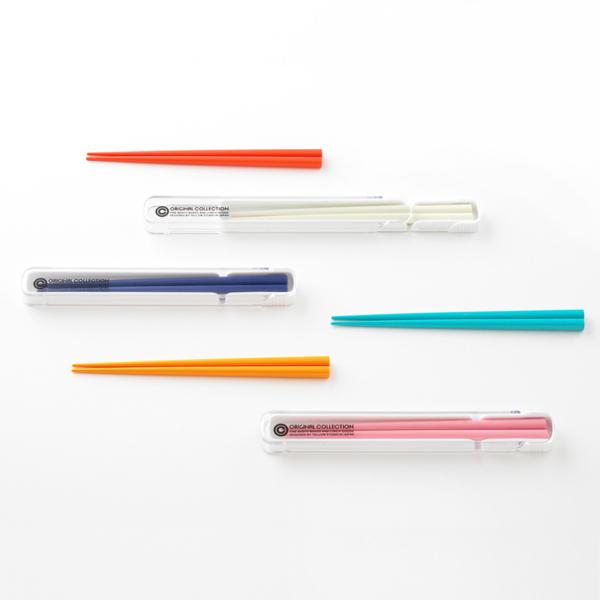 サイズ/ケース：約幅19.8×奥行2.8×高さ1.5cmお箸：全長 18cm内容量/1個（お箸、ケース）材質/箸：天然木（表面塗装：ポリエステル）ケース蓋：AS樹脂ケース本体：ポリプロピレン種類/レッド、ピンク、イエロー、サックス、ネイビー...