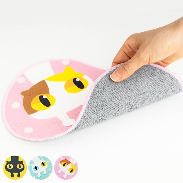 サイズ/約横18×縦28cm内容量/1枚材質/マイクロファイバー：ポリエステル、ナイロン樹脂加工：ポリウレタン種類/クロネコ、シロネコ、ミケネコ生産国/日本製●洗った食器を乗せるだけでぐんぐん吸水する可愛い猫柄のみずきりマットです。●愛らし...