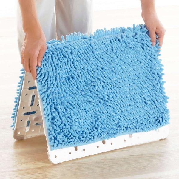 サイズ/約幅68×奥行44×高さ1cm折りたたみ時：約幅35×奥行44×高さ2cm内容量/1枚生産国/日本製滑り止め/加工あり●通気性の良いバスマット干しです。●バスマットを敷いたまま、ボードの中央を山型に折り曲げることができるので、手軽に...