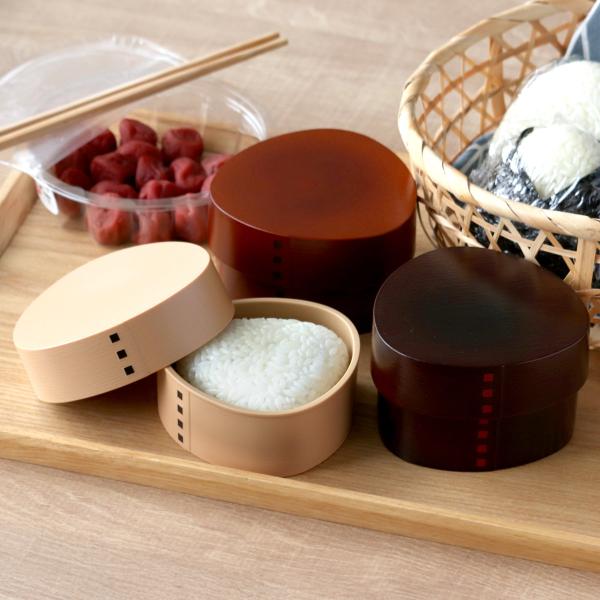 サイズ/約幅9.8×奥行5.7×高さ9.7cm容量/約310ml内容量/1個材質/ABS樹脂種類/ベージュ、ライトブラウン、ダークブラウン生産国/日本製食器洗い乾燥機/使用不可電子レンジ/使用不可オーブン/使用不可●和の雰囲気あふれる、曲げ...