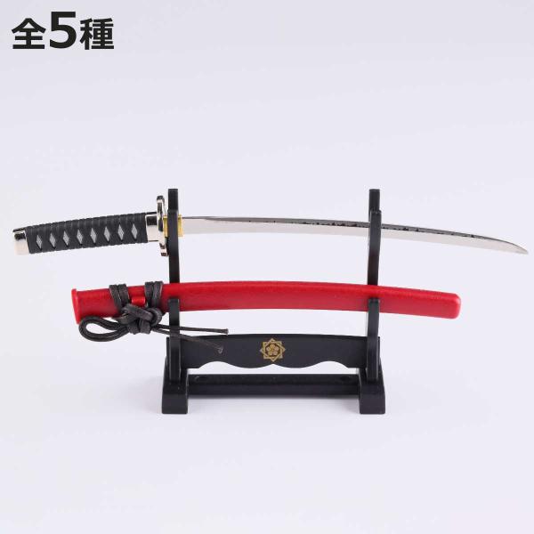 サイズ/約横2.3×縦21cm厚さ：約1.8cm刃厚：約0.18cm重量/約35g内容量/本体・鞘・掛け台：各1個材質/刃部：ステンレス刃物鋼ハンドル：ABS+エラストマー鞘・掛け台：ABS種類/坂本龍馬、織田信長、土方歳三、近藤勇、沖田総...