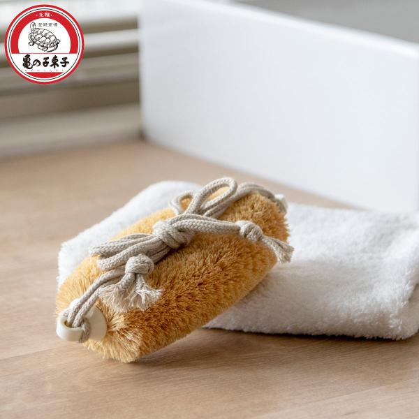 サイズ/約幅8×奥行20×高さ4.3cm全長：80cm（両紐含む）内容量/1個材質/パーム（ココナッツ繊維）、ステンレス線生産国/スリランカ製生産国補足/最終工程（検品）：日本耐熱温度/90度●上級者に選ばれる頼もしい洗い心地のボディたわし...