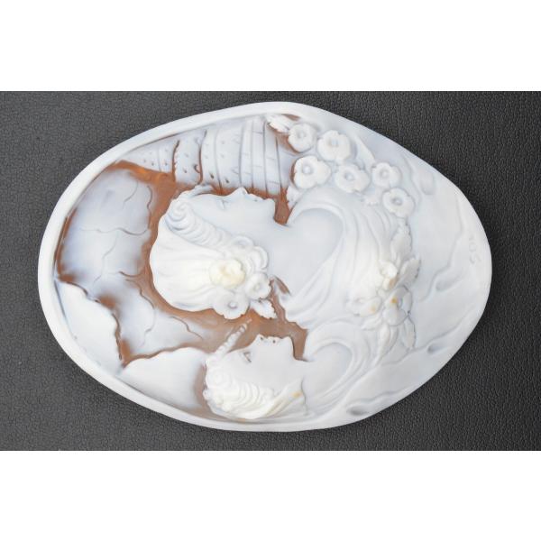 大判◇ソルヴィーノ◇シェルカメオ ルース 約90.86×67.93mm 約28.23g