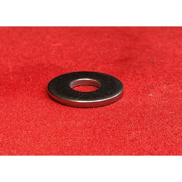 コルトスピードのGN0W型アウトランダー用タワーバーに付属するステンレスワッシャです。1枚からご購入頂けます。発送は単品発送の場合は定形郵便となります。