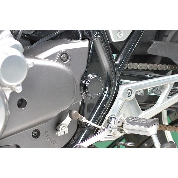 Cb1100 Ex フレームホールプラグ ブラック 011 0148 02 Complsah Factory 通販 Yahoo ショッピング