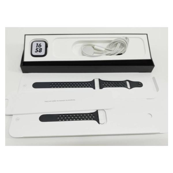 Apple Watch Nike Series 7/GPS/41mm/A2473/ミッドナイト/アップルウォッチ/純正バンド/本体〈MKN43J/A〉バッテリー81％