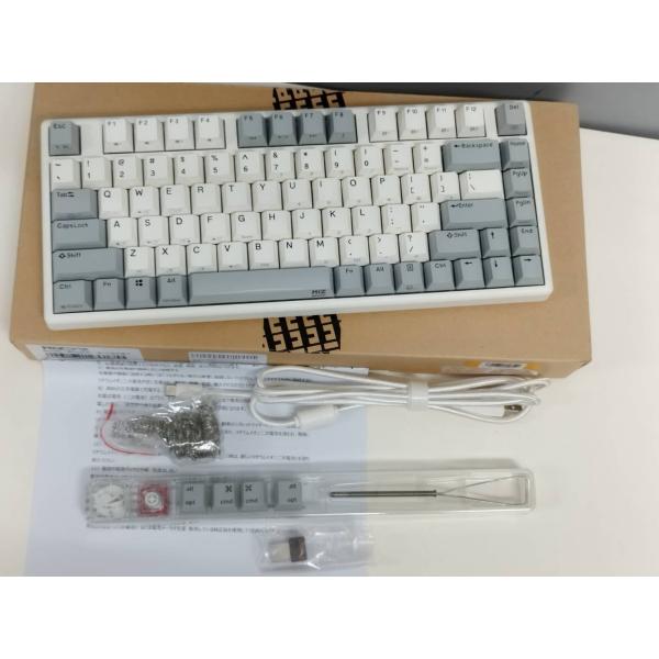 computer-store_v1191838347