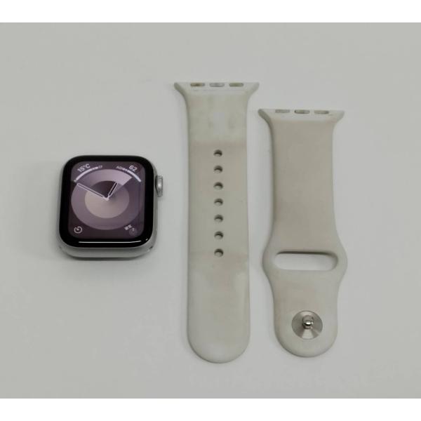 Apple Watch SE 第2世代/GPS/40mm/A2722/シルバー〈MNJV3J/A〉 (1)
