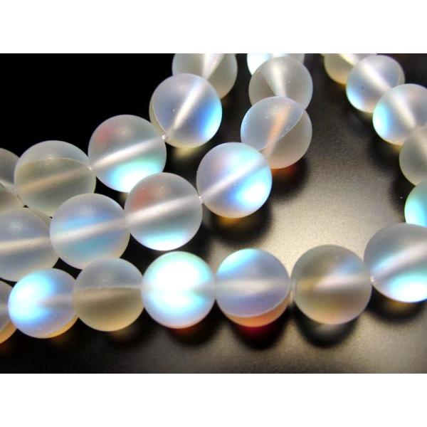 ■サイズ・重さなど：10ミリ前後(9.5-10.5ミリの範囲) 約37-39cm大量の場合はお気軽にお問い合わせ下さい!■名称など：レインボーグラスオーラ・ルナフラッシュ フロスト加工■商品説明：レインボーグラスオーラ・ルナフラッシュ人気の...