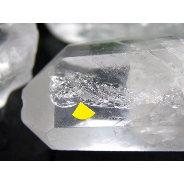 溶け跡くっきり 雷水晶 レムリアン 単結晶 ライトニング クリスタル 1個売り 重さ20g-22g コレクター品 レムリアンの 雷電水晶 雷水晶 ブラジル