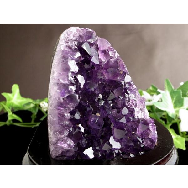 濃い紫 5A アメジスト クラスター スタンドタイプ 高さ100mm 重さ385g