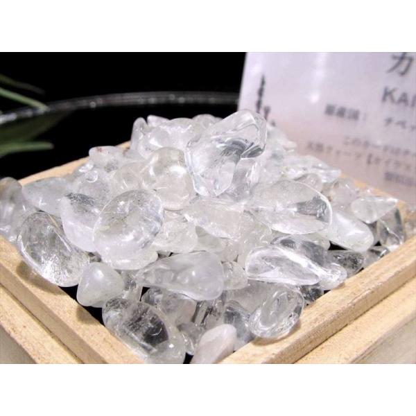 小粒 カイラス産 水晶 さざれ 約100g 約2mm-10mm ヒマラヤ山脈・チベット最奥の聖なる頂が生んだ奇跡 四大宗教が崇める霊峰の力 ギャランティーカード付属