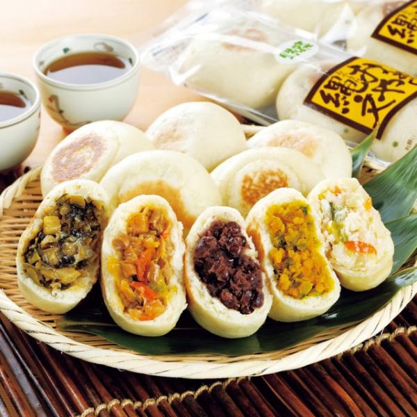 信州の郷土食おやき。昔ながらのレシピで手作りしたお惣菜などが入ったおやきは、素朴で家庭的な味わいです。■仕様:・内容量：野沢菜・しめじ野菜・かぼちゃ・卯の花・あずき 各3×2（計30）・賞味期限：冷凍180日・特定原材料：小麦・配送形態：冷凍