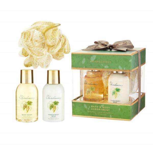 果汁味あふれるみずみずしいアロマが香り立つ、ボディーウォッシュとハンド＆ボディーミルクのギフトセット。大切な人へ、至福のひとときの贈りものを。〜 香り 〜白ぶどう果汁があふれだすような、みずみずしく爽やかなシャルドネの香り※こちらはラッピン...