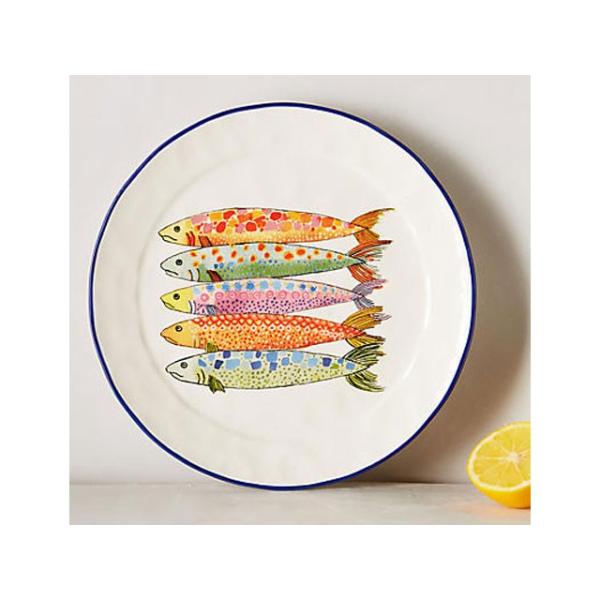 メルカリ お皿お魚模様二枚 新品 風花 食器 1 800 中古や未使用のフリマ