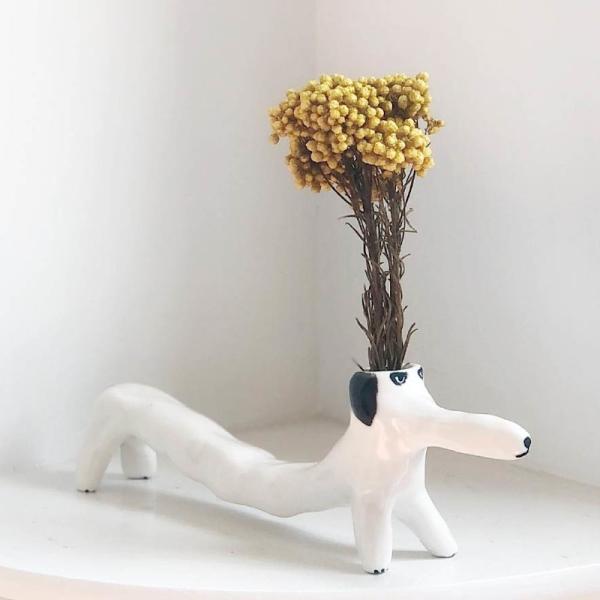 エレオノール・ボストロム 花瓶 犬 ロング ホワイト 陶器 置物 エレオノール・ボストロム 花瓶 犬 ロング ホワイト 陶器 置物