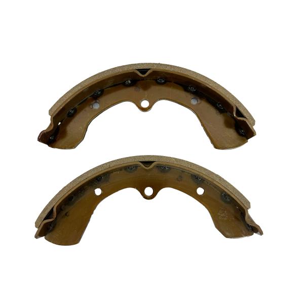 三菱ジープ　パーツ2点 三菱 ジープ リア ブレーキシュー 2枚 J30 J30D J32 J34 J36 J37