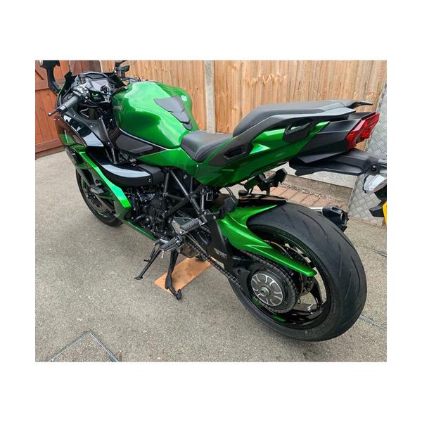 海外ファッションブランド通販サイト【公式】 KAWASAKI カワサキ リアフェンダー【PYRAMID インナー SX H2 フェイスクリーム